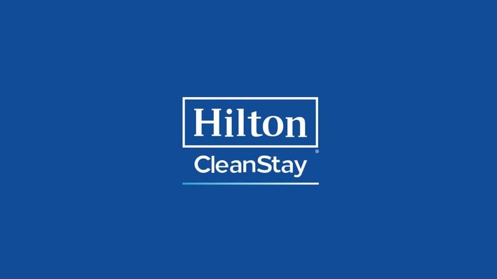 Hampton Inn & Suites Fairbanks Ngoại thất bức ảnh