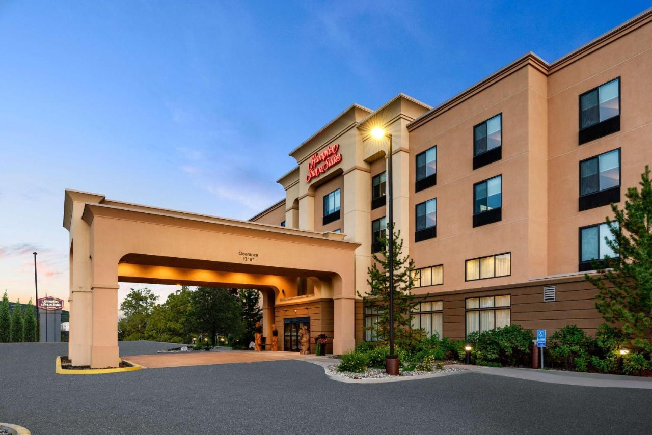 Hampton Inn & Suites Fairbanks Ngoại thất bức ảnh
